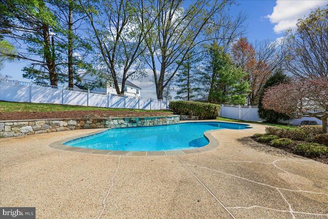 15200 COUNTRY GLEN CT, Darnestown, MD 20878