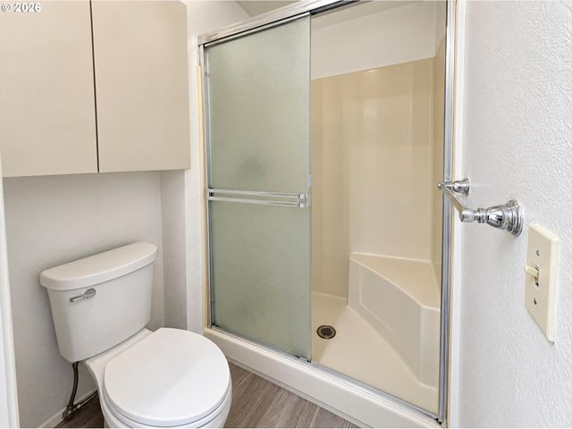 790 HEATHER Way, Gladstone, OR 97027