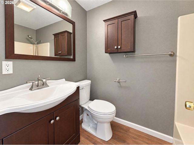 790 HEATHER Way, Gladstone, OR 97027