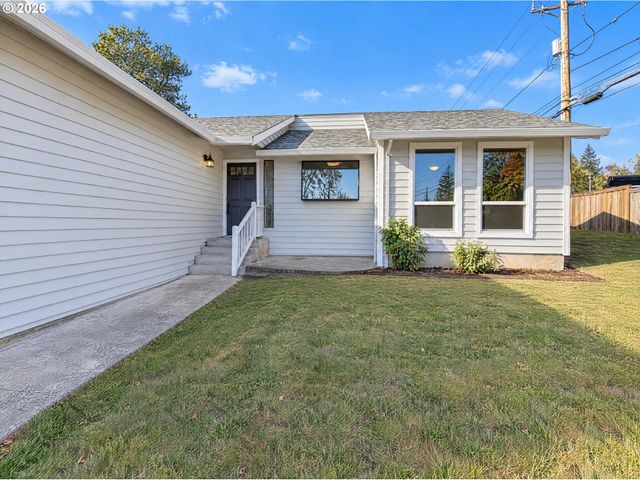 790 HEATHER Way, Gladstone, OR 97027