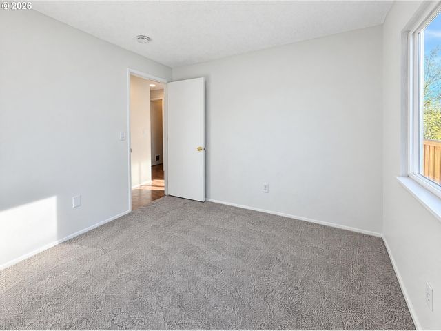 790 HEATHER Way, Gladstone, OR 97027