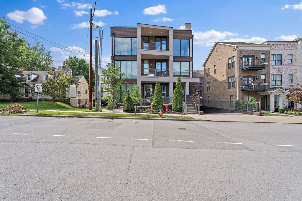 3210 Long Blvd Apt 301, Nashville, TN 37203