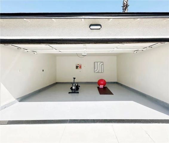 5430 Geyser Avenue, Tarzana, CA 91356