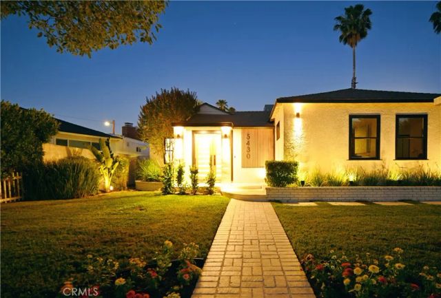 5430 Geyser Avenue, Tarzana, CA 91356