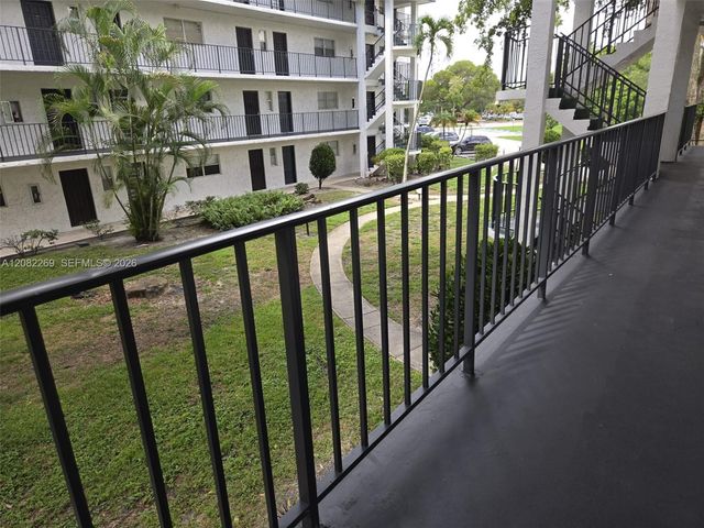 3360 Spanish Moss Terrace 203, Lauderhill, FL 33319