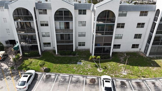 3360 Spanish Moss Terrace 203, Lauderhill, FL 33319