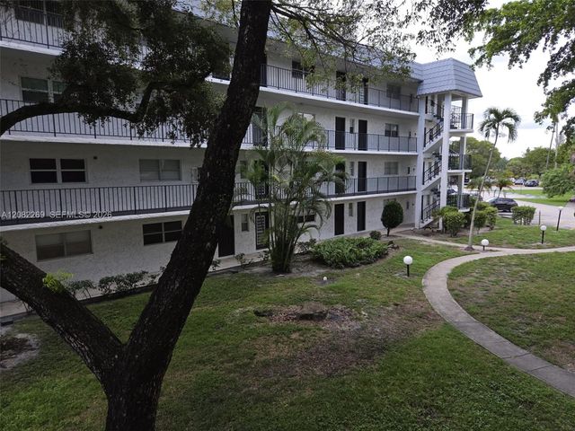 3360 Spanish Moss Terrace 203, Lauderhill, FL 33319