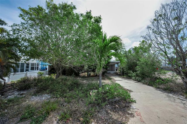 1213 BAY PALM BOULEVARD, Indian Rocks Beach, FL 33785