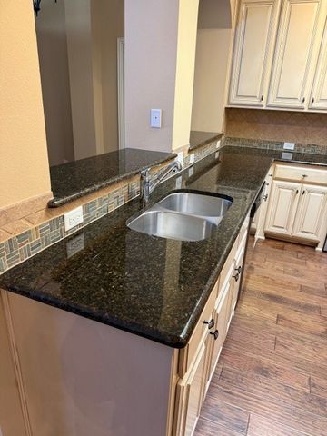 5683 Hummingbird Lane, Fairview, TX 75069