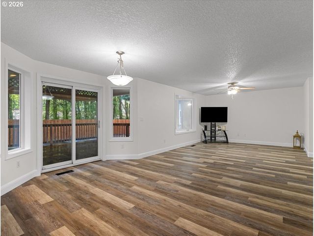 181 MARTY Loop, Woodland, WA 98674