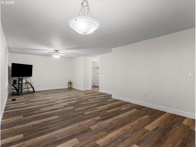 181 MARTY Loop, Woodland, WA 98674