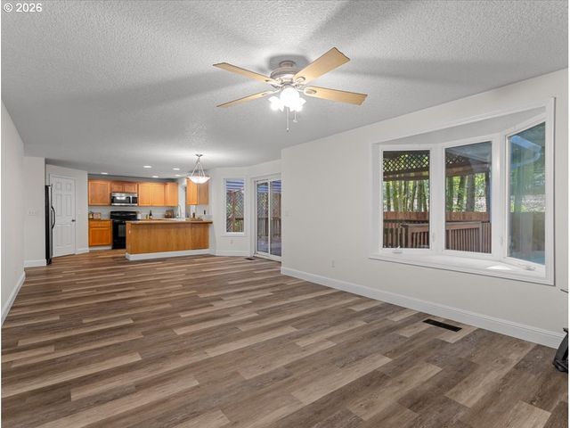 181 MARTY Loop, Woodland, WA 98674