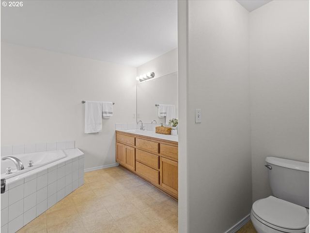 181 MARTY Loop, Woodland, WA 98674