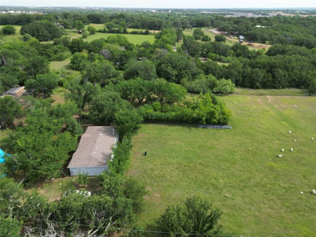 3940 Swisher Road, Denton, TX 76208