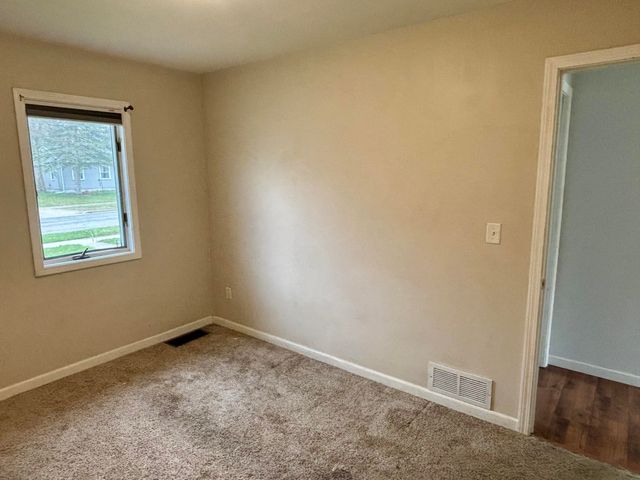 4919 Karen Avenue SW, Wyoming, MI 49548