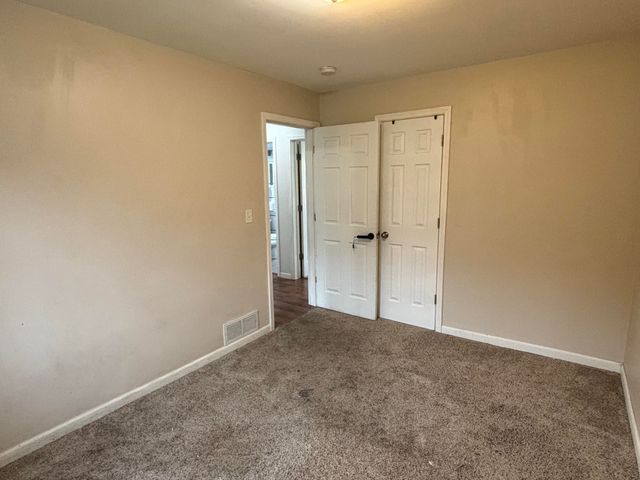 4919 Karen Avenue SW, Wyoming, MI 49548