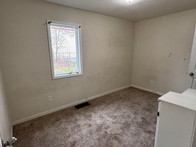 4919 Karen Avenue SW, Wyoming, MI 49548