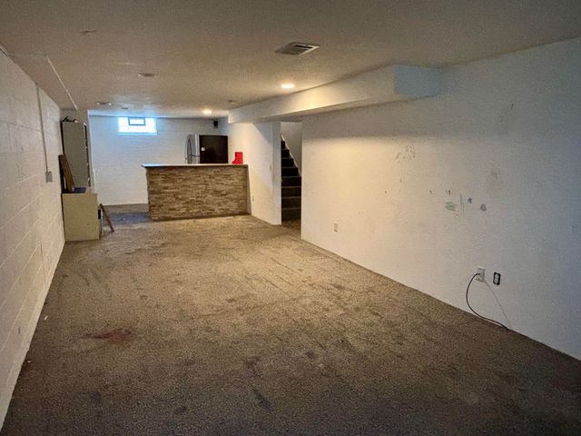 4919 Karen Avenue SW, Wyoming, MI 49548