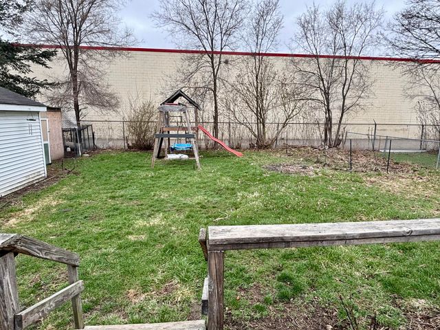 4919 Karen Avenue SW, Wyoming, MI 49548