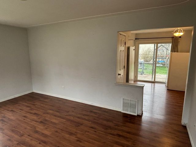 4919 Karen Avenue SW, Wyoming, MI 49548