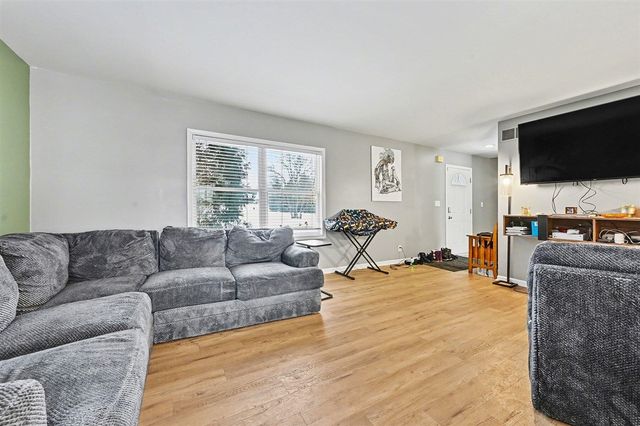 7448 Texas Heights Avenue, Kalamazoo, MI 49009