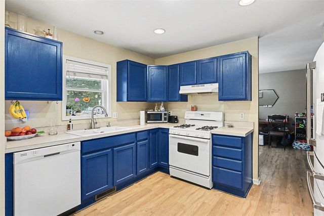 7448 Texas Heights Avenue, Kalamazoo, MI 49009