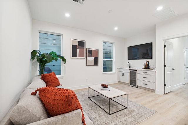 3729 Lydia Street, Houston, TX 77021