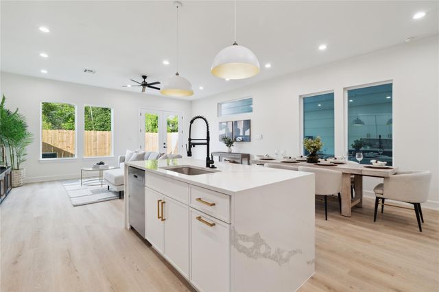 3729 Lydia Street, Houston, TX 77021