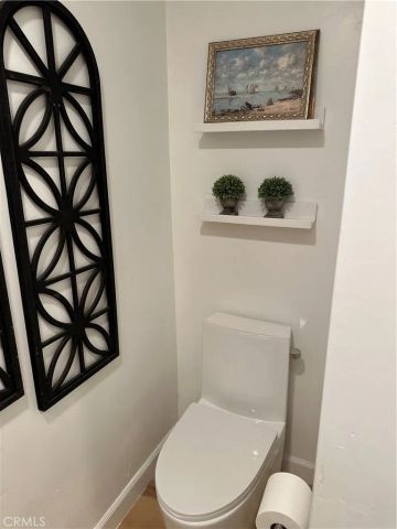 225 N Akers 308, Visalia, CA 93291