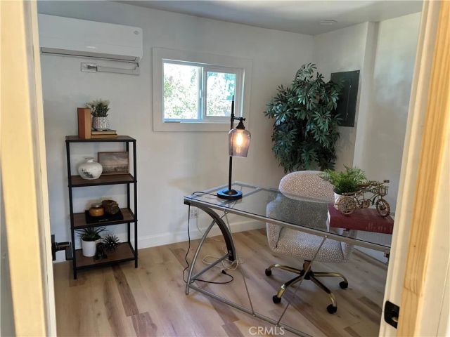 225 N Akers 308, Visalia, CA 93291