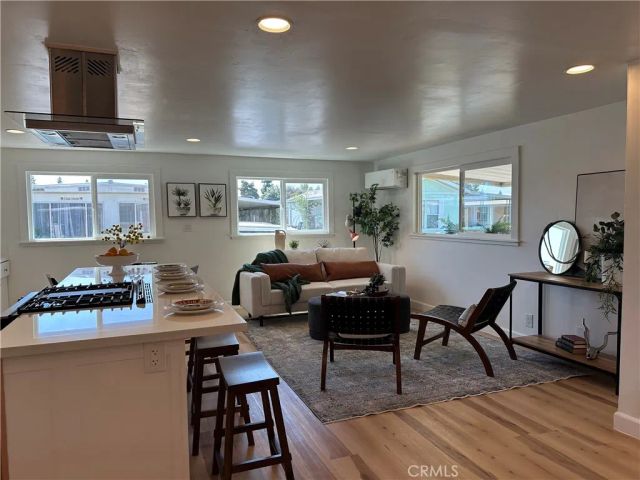 225 N Akers 308, Visalia, CA 93291