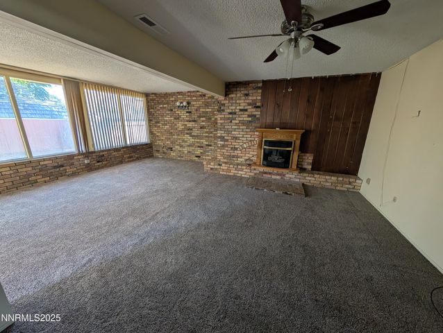 1402 La Loma Drive, Carson City, NV 89701