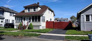 47 Davenport St, Chicopee, MA 01013
