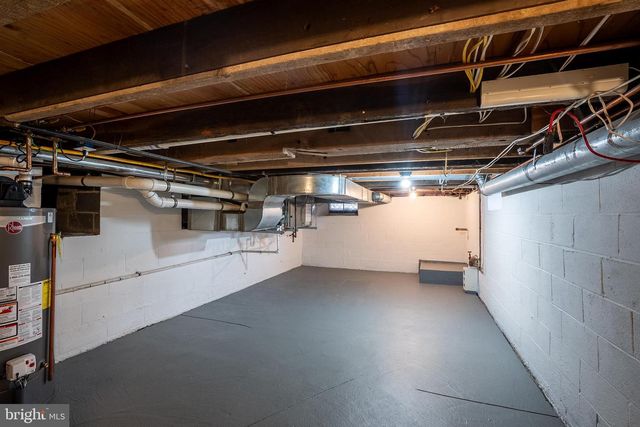 266 BAKERS BASIN, Lawrence, NJ 08648