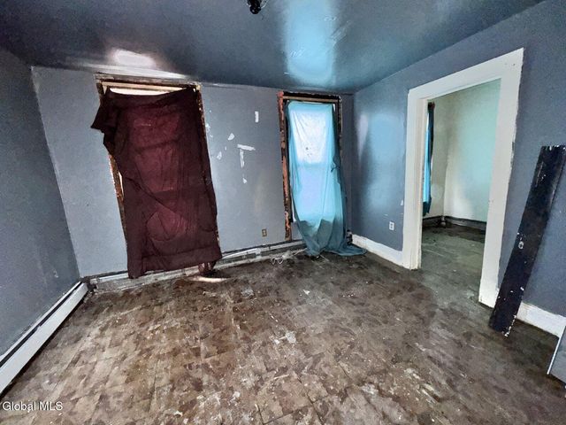 67 Walter Street, Albany, NY 12204