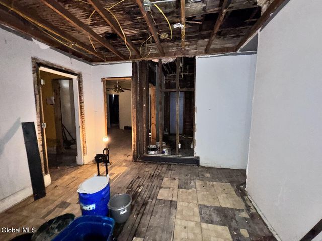 67 Walter Street, Albany, NY 12204