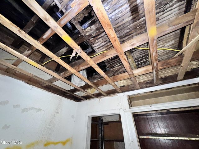 67 Walter Street, Albany, NY 12204