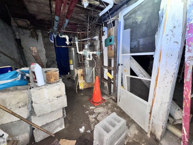 67 Walter Street, Albany, NY 12204