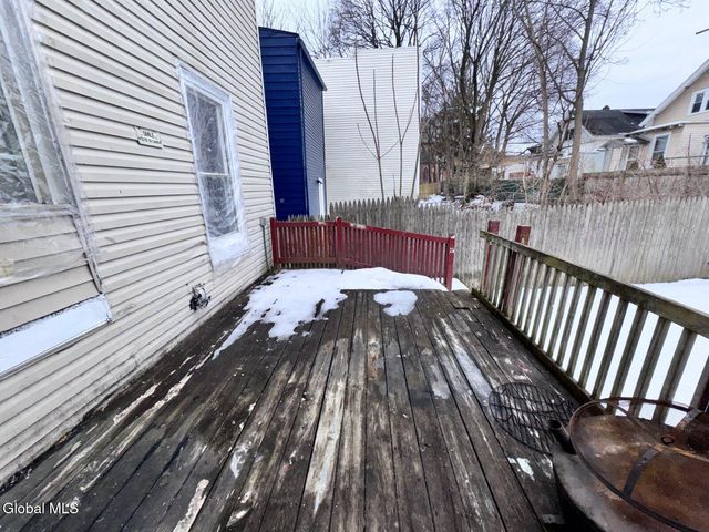 67 Walter Street, Albany, NY 12204