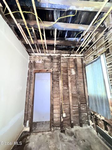 67 Walter Street, Albany, NY 12204