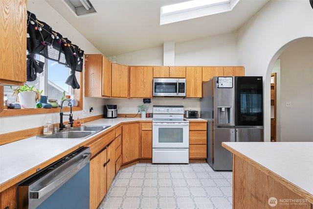 238 E Street NE, Ephrata, WA 98823