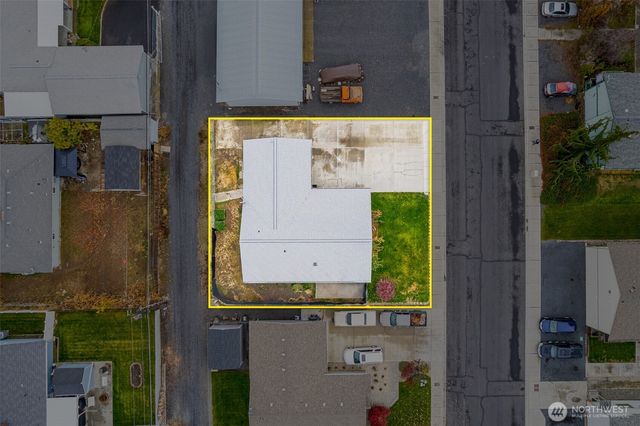 238 E Street NE, Ephrata, WA 98823