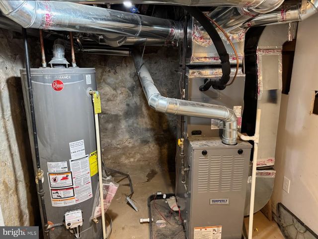 3327 ELMLEY AVE, Baltimore, MD 21213