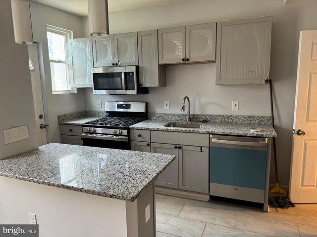 3327 ELMLEY AVE, Baltimore, MD 21213