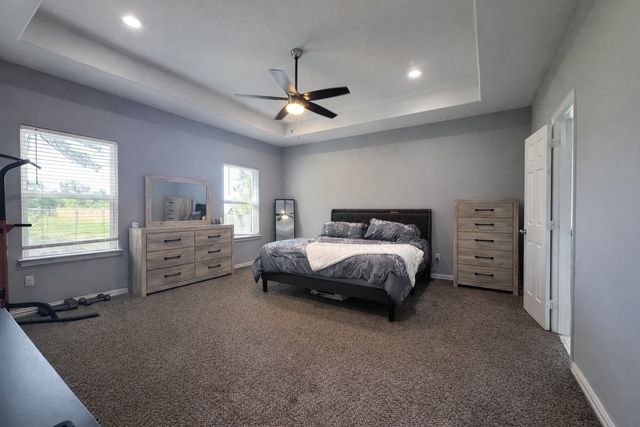 211 Kelly Lane, Seven Points, TX 75143