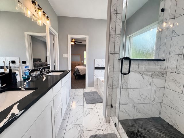 211 Kelly Lane, Seven Points, TX 75143