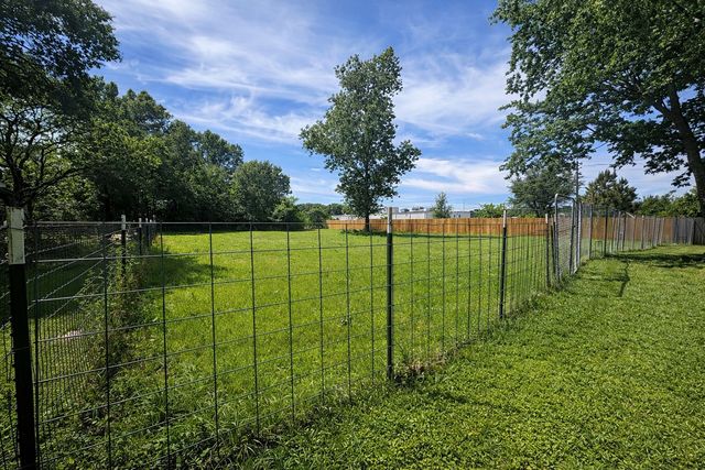 211 Kelly Lane, Seven Points, TX 75143