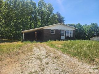 5824 Sugar Loaf Road, Connelly Springs, NC 28612