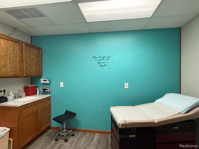 5836 N Lapeer Road, North Branch, MI 48461