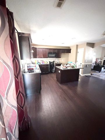 8 Robin Drive, Anderson, SC 29626